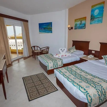 Blue Reef Red Sea Resort-2